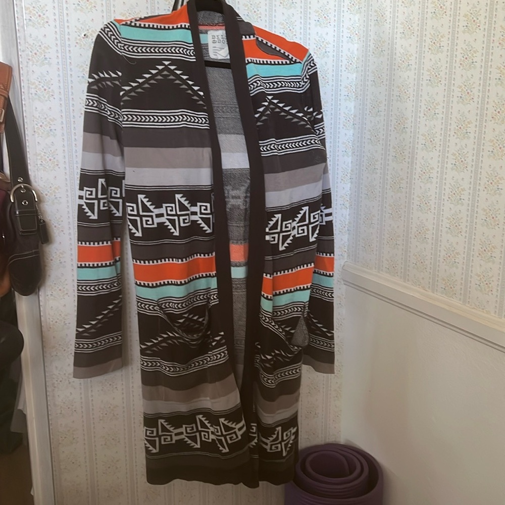 Billabong sweater